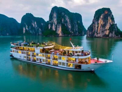 Du thuyền 5* Aquamarine Hạ Long – 2,9 triệu/người